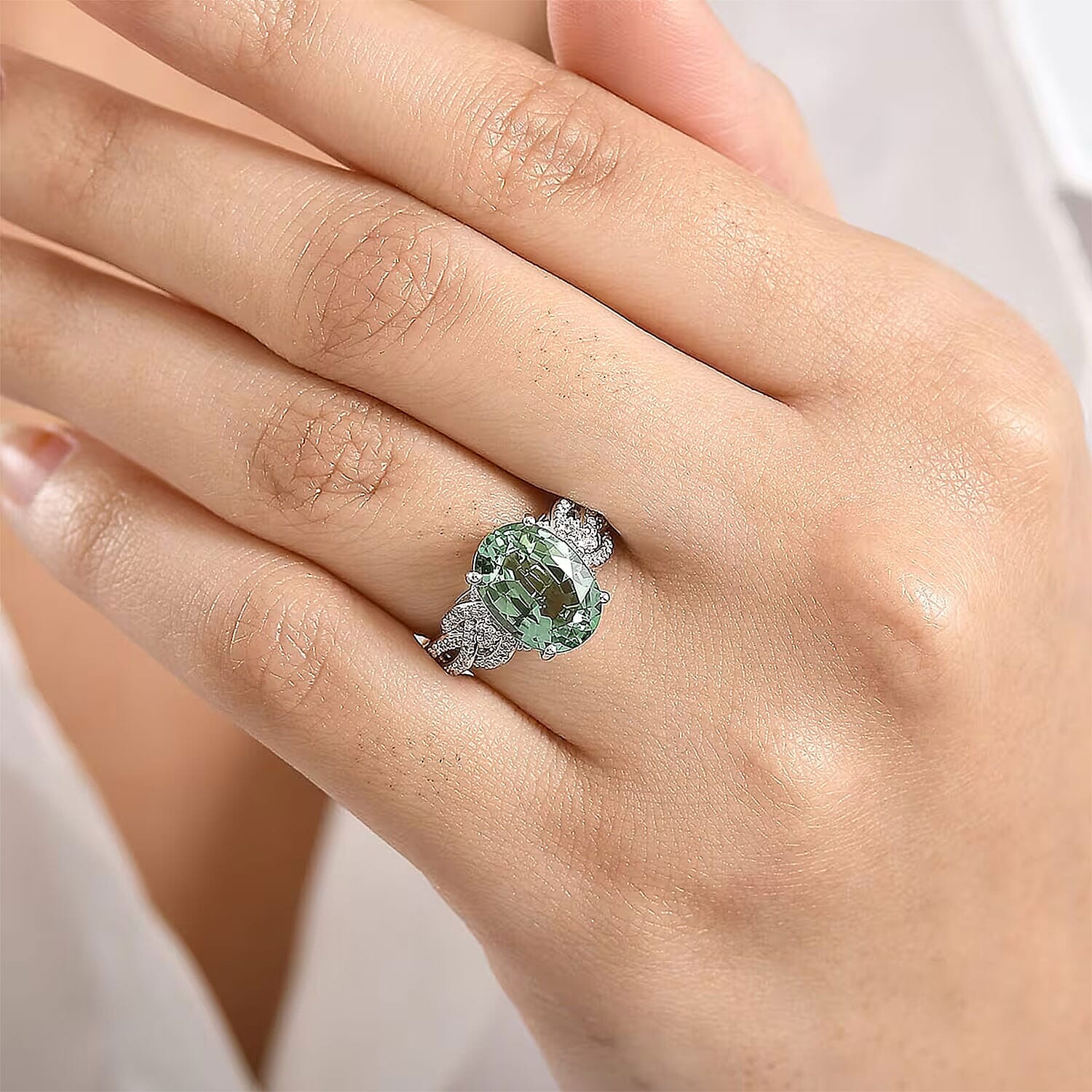 Luxoro AAA Mint Tourmaline, Diamond Ring in 14K White Gold 4.50 ctw (Size 10.0)