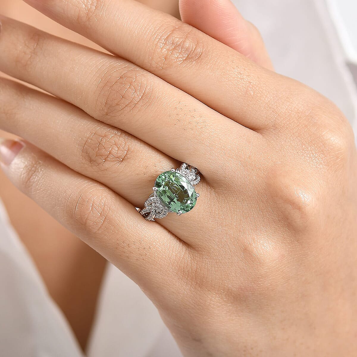 Luxoro AAA Mint Tourmaline, Diamond Ring in 14K White Gold 4.50 ctw (Size 10.0) image number 2