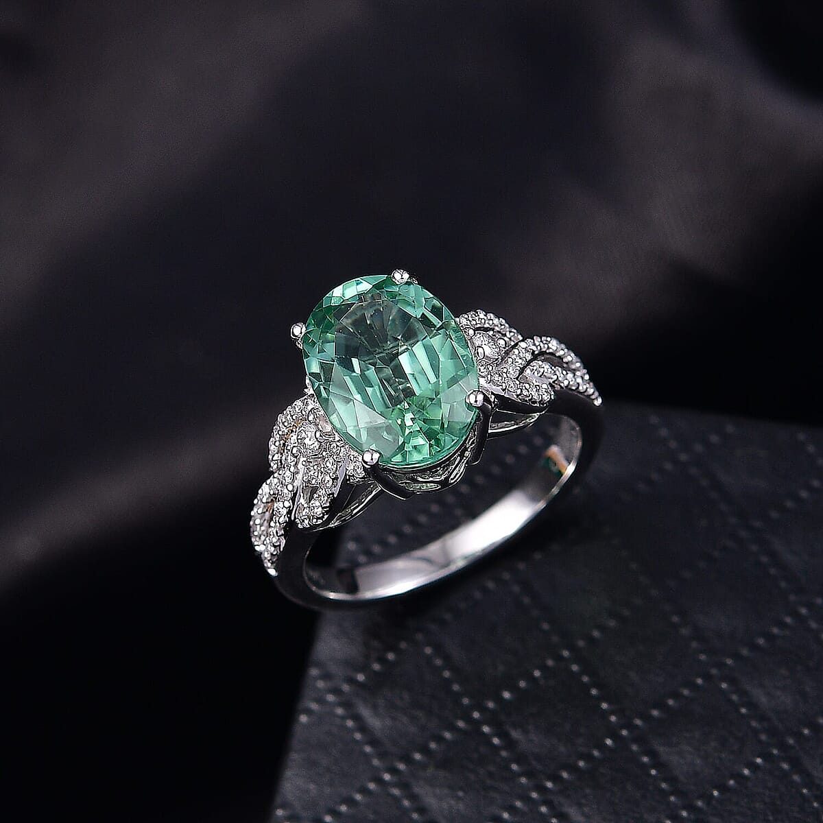 Luxoro AAA Mint Tourmaline and Diamond I2 4.50 ctw Ring in 14K White Gold (Size 8.5) 4.45 Grams image number 1
