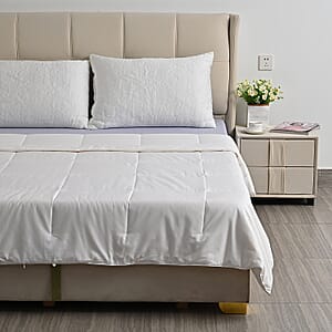Livmore White Solid Summer Duvet - Queen