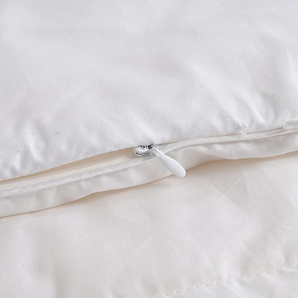 Livmore 100% Mulberry Silk Filled White Solid Summer Duvet- Queen image number 7