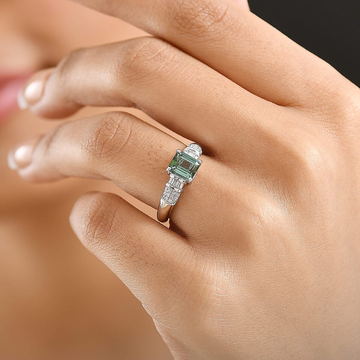 Luxoro AAA Mint Tourmaline, Diamond Ring in 10K White Gold 1.65 ctw (Size 6.5) image number 2