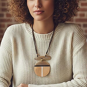 Wooden Horn Necklace (Adjustable)