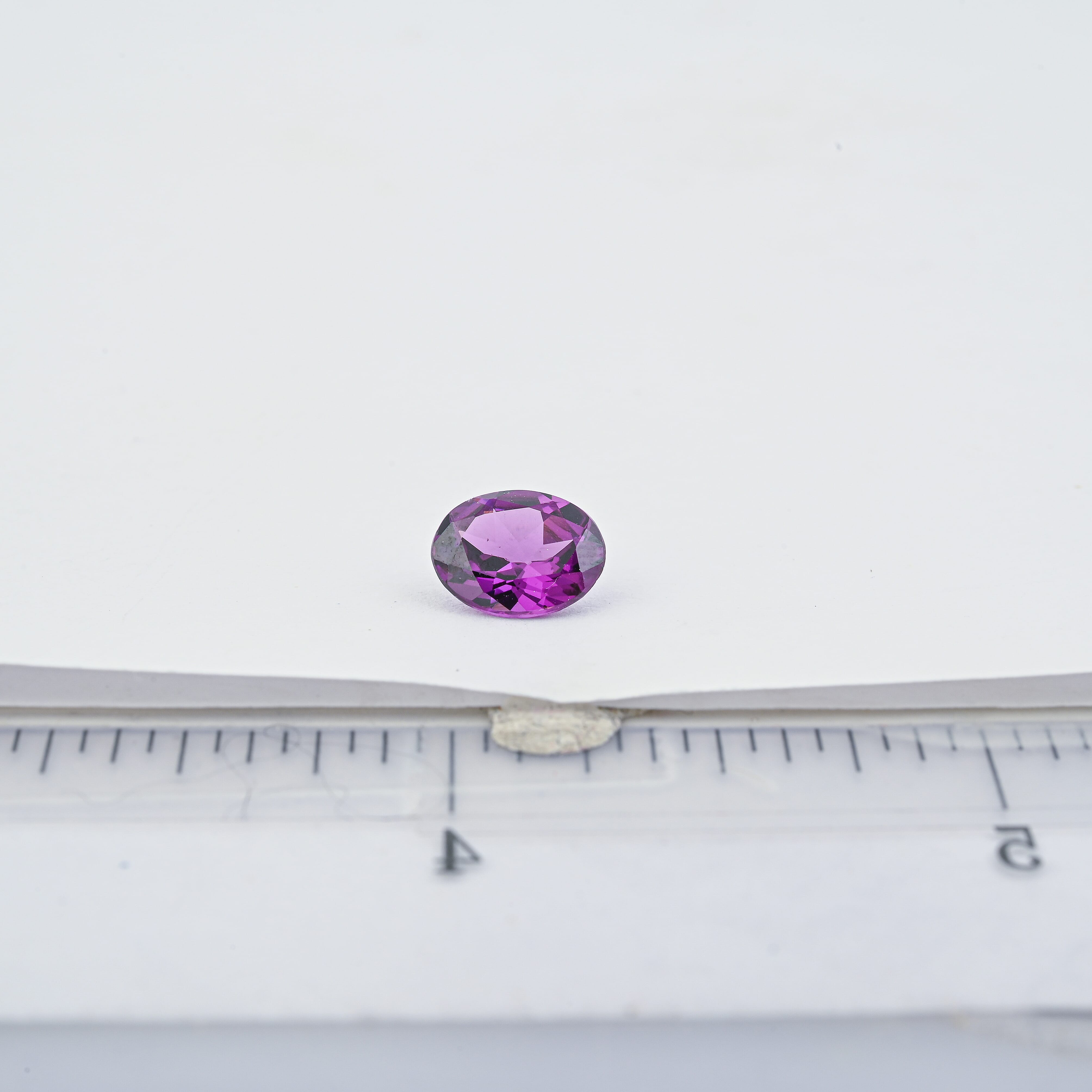 Gem Hunter AAAA Radiant Ember Garnet (Oval 9x7 mm) 2.00 ctw