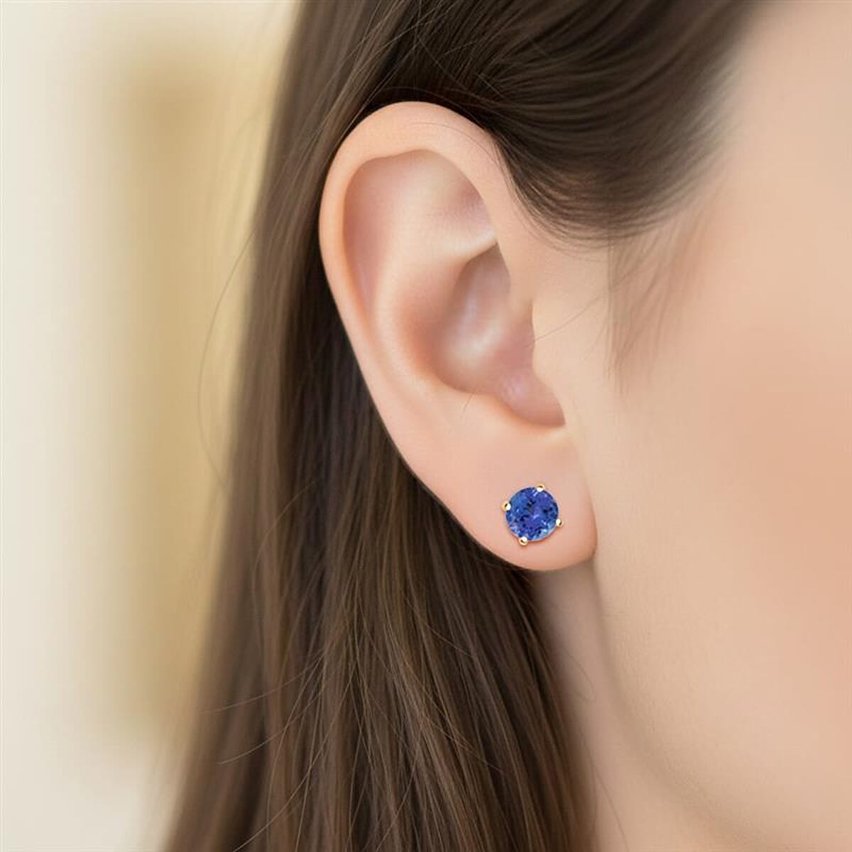 Doorbuster AAA Tanzanite 1.00 ctw Screw Post Earrings in 14K Yellow Gold  image number 2