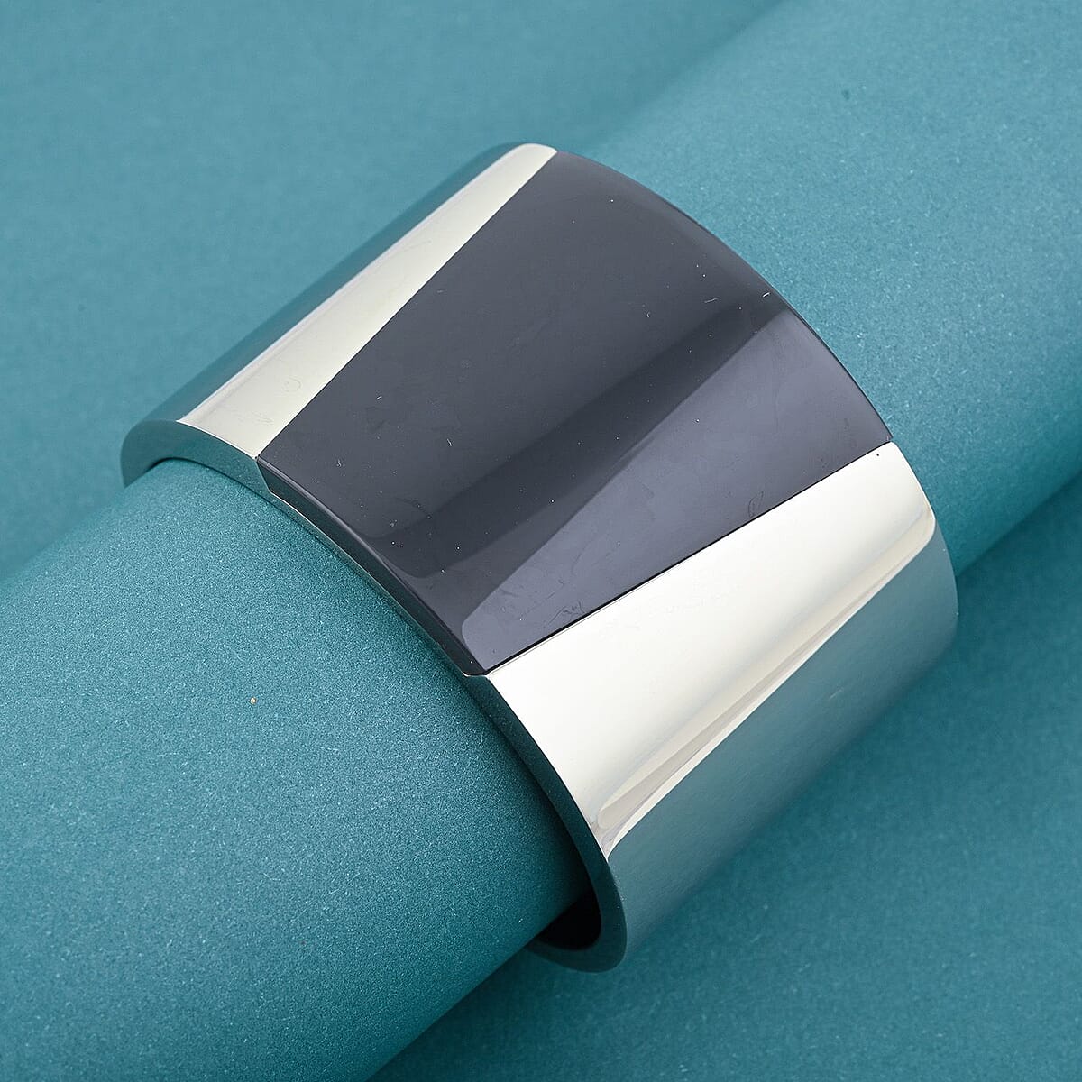 Calvin Klein Stainless Steel Distinct Cuff Bracelet (5.50 In) image number 1