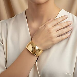 Calvin Klein Closeout Billow ION Plated YG Stainless Steel Bangle Bracelet (6.00 In)