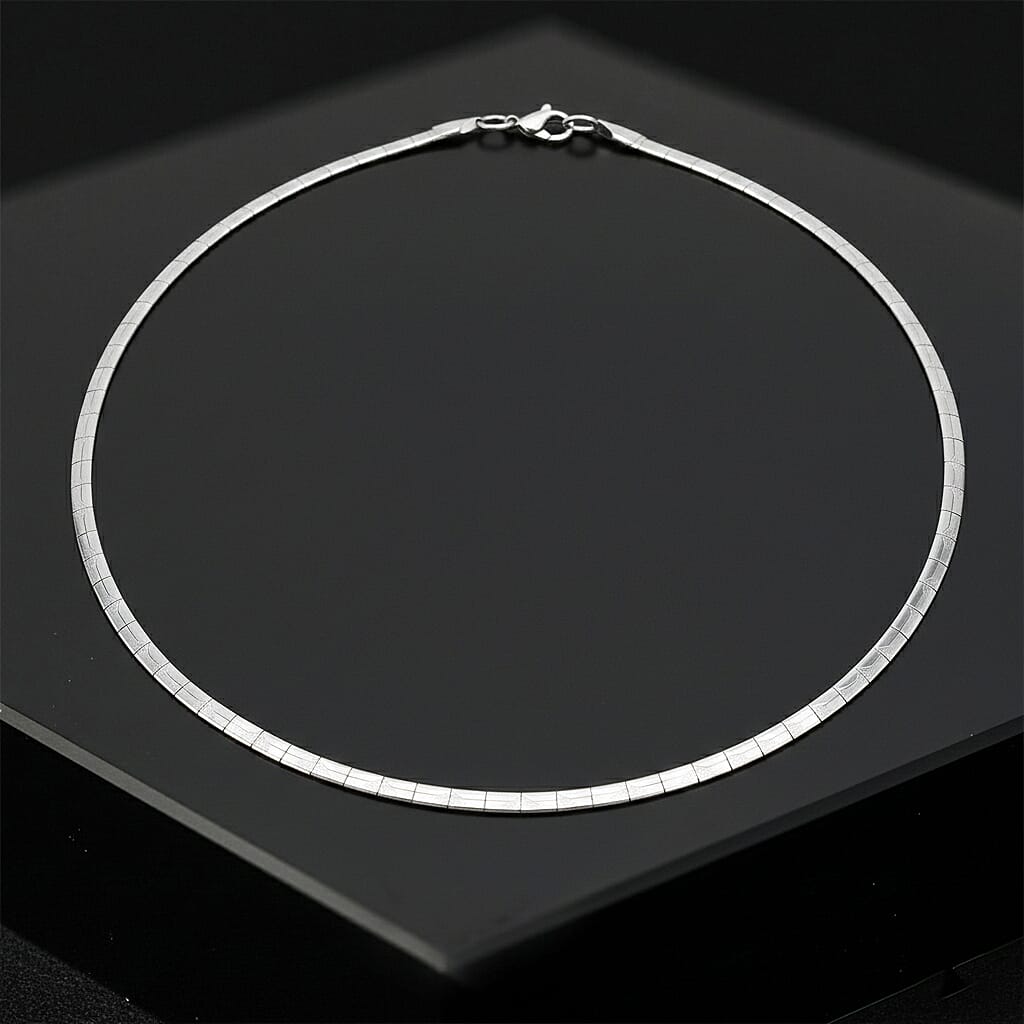 Textured Omega Chain Necklace (17.5-19.5 Inches) in Stainless Steel