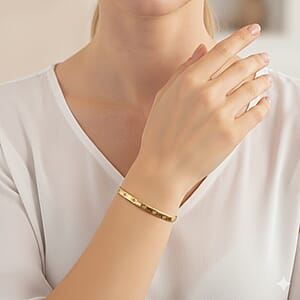 Floral Omega Chain Bracelet in ION Plated YG Stainless Steel (7.5-9.5In)