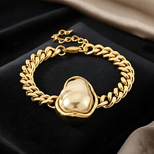 Golden Shell Pearl Bracelet in ION Plated YG Stainless Steel (7.50-9.50In)