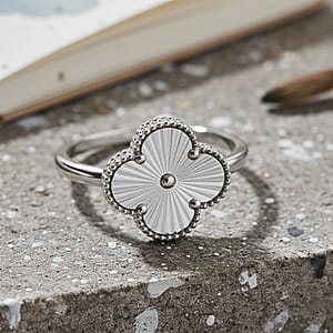Rhapsody 950 Platinum Clover Ring 5.40 Grams  (Size 9.0)