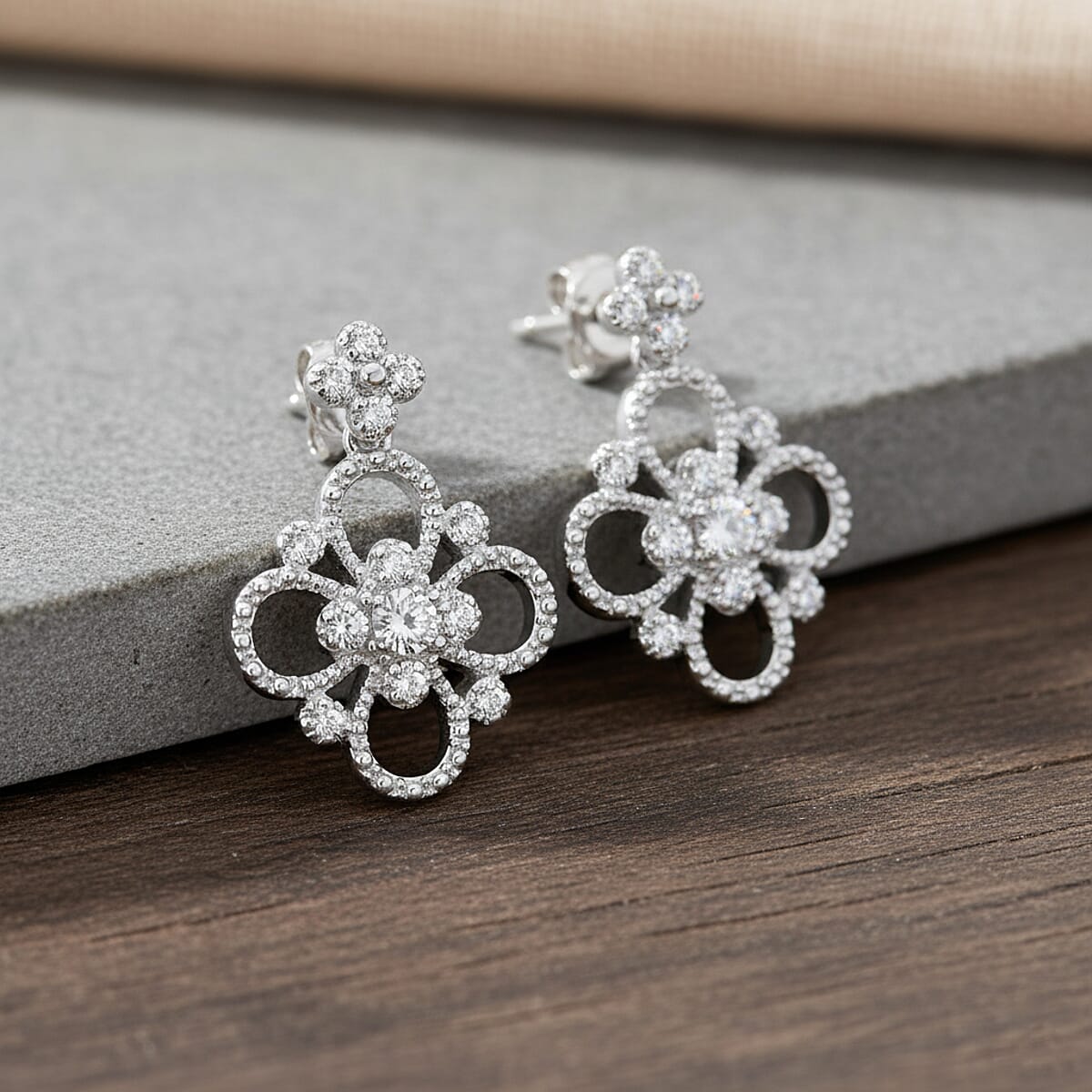 Diamond I2-I3 0.20 ctw Earrings in Rhodium Over Sterling Silver  image number 1