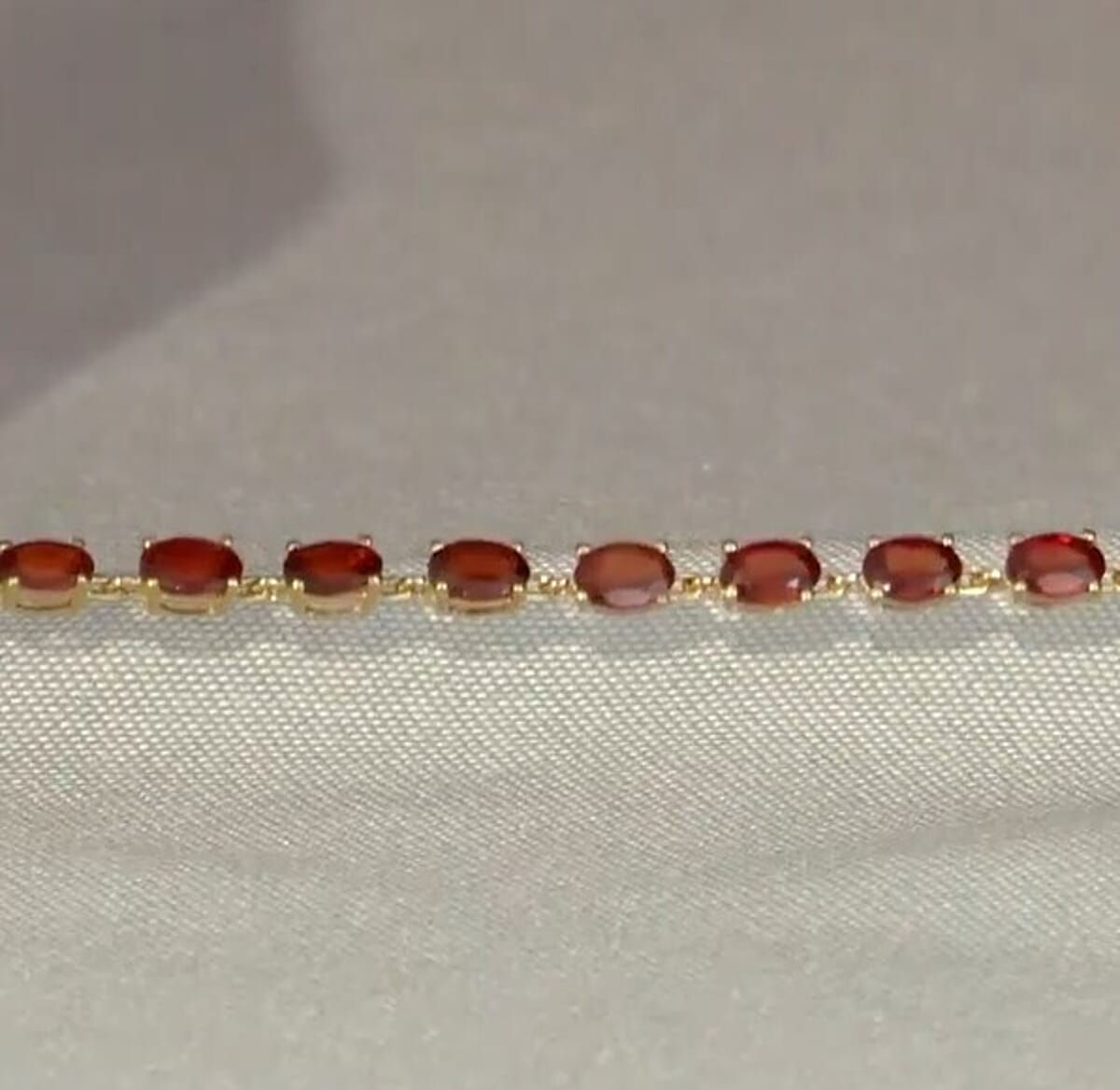 D'Joy AAA Ceylon Honey Garnet 10.35 ctw Sunfire Glow Bracelet in 18K Vermeil YG Over Sterling Silver (6.50 In) (Del. in 8-10 Days) image number 2