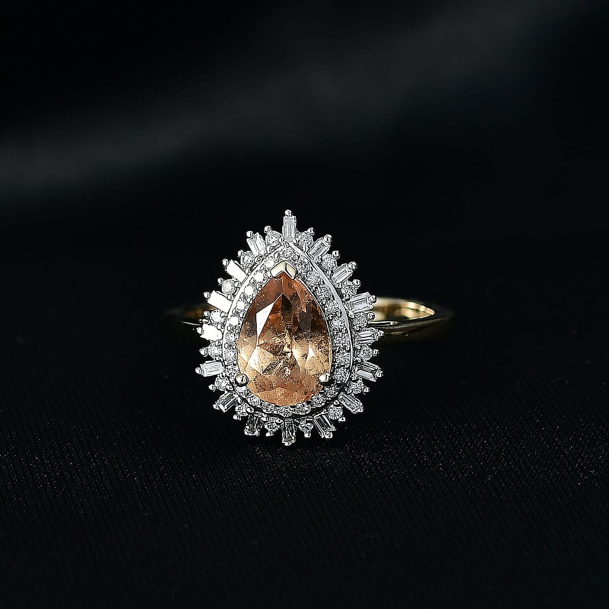 Premium Imperial Garnet and Luxuriant Lab Grown Diamond E-F VS 2.65 ctw Fire Crown Ring in 10K Yellow Gold (Size 10.0) image number 1