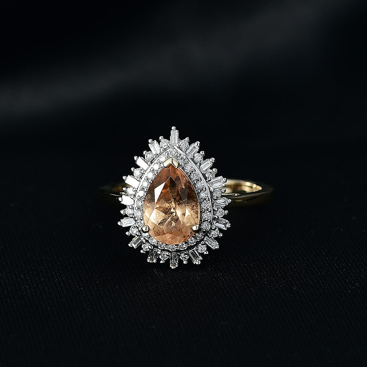 Premium Imperial Garnet and Luxuriant Lab Grown Diamond E-F VS 2.65 ctw Fire Crown Ring in 10K Yellow Gold (Size 6.0) image number 1