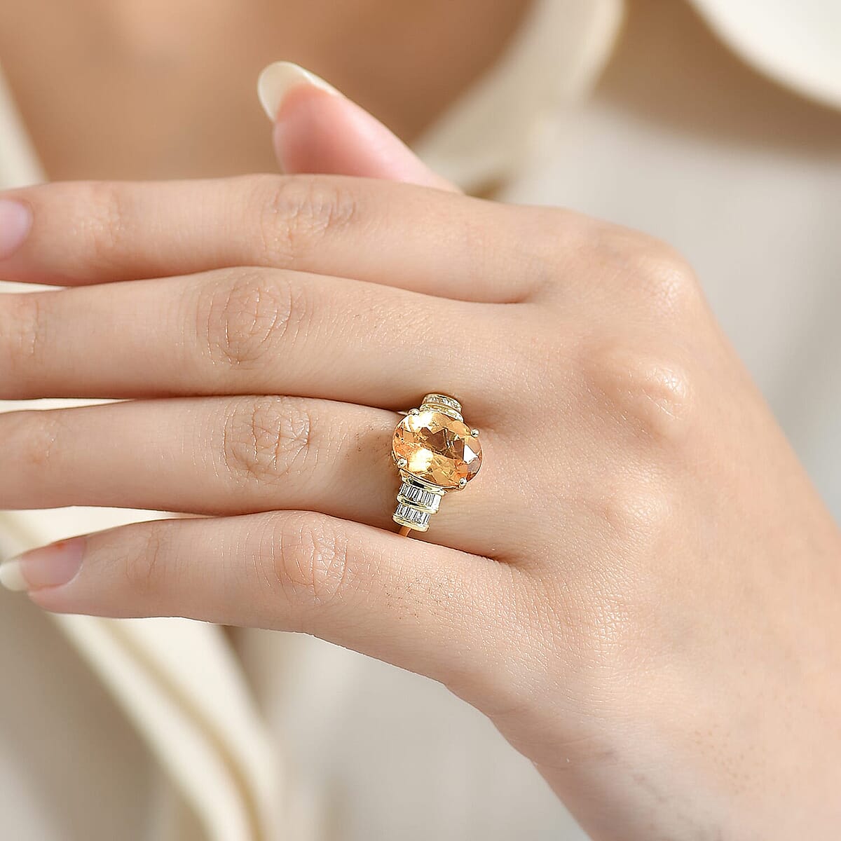 Imperial Garnet, Lab Grown Diamond Ring in 10K Yellow Gold 5.15 ctw (Size 6.0) image number 2