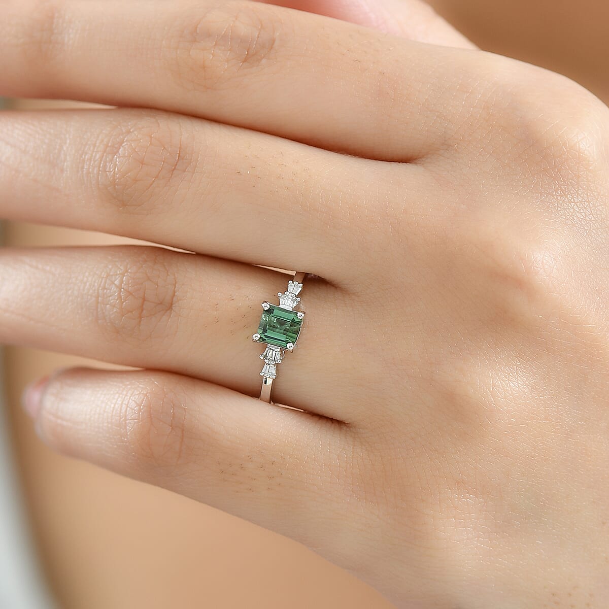 D'Joy Arquiana Mint Tourmaline, Diamond Ring in Rhodium Over Sterling Silver 1.00 ctw (Size 8.0) image number 2