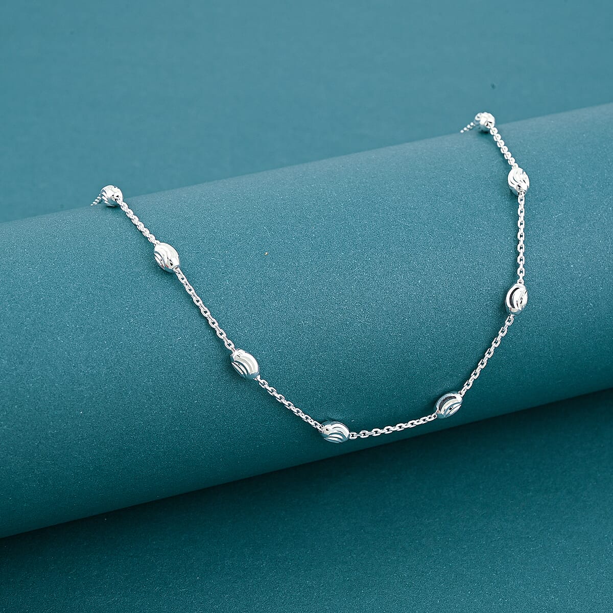 Sterling Silver Over the Moon Necklace 18 Inches 4.3 Grams image number 1