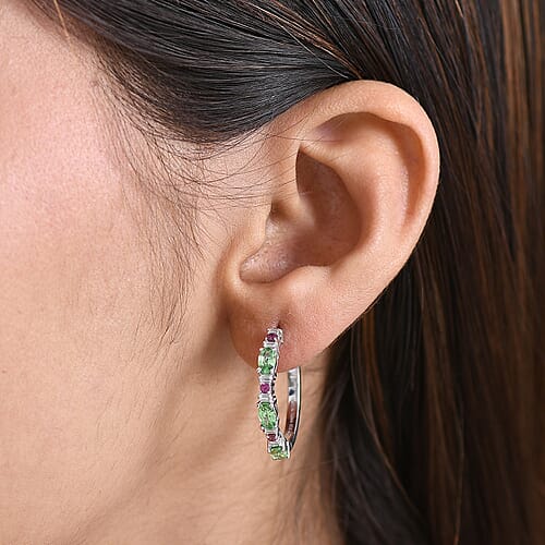 Tsavorite Garnet - Product card gallery slide 3 (10178352218425)