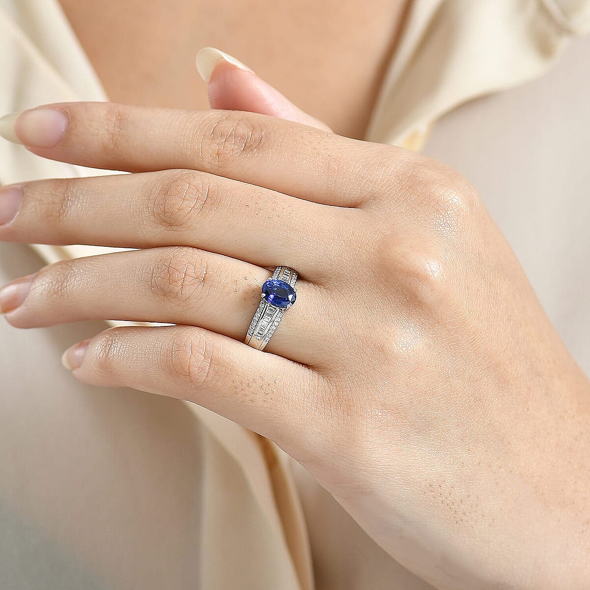 Rhapsody AAAA Ceylon Blue Sapphire and Diamond E-F VS 1.60 ctw Crown Line Ring in 950 Platinum (Size 5.0) 6.25 Grams image number 2