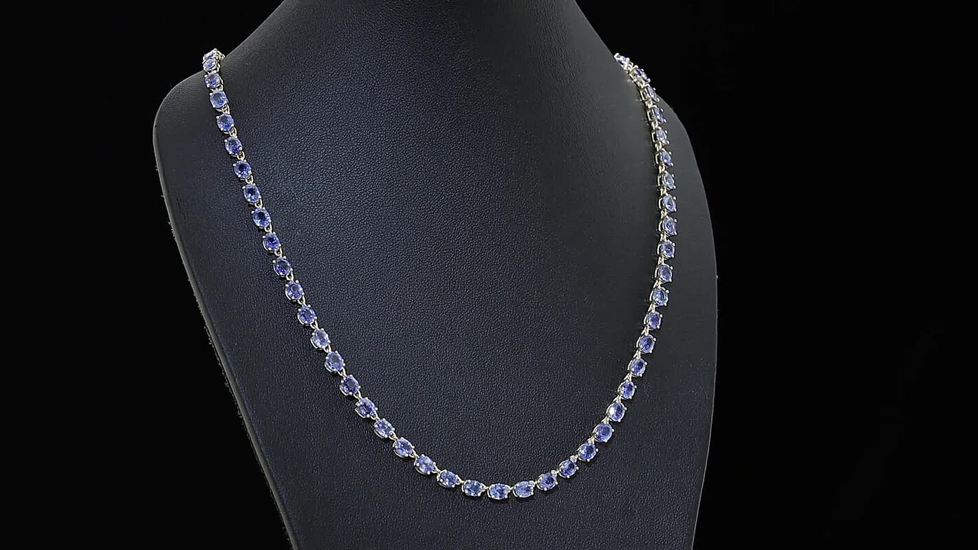 Luxoro 10K Yellow Gold AAA Ceylon Blue Sapphire Majesty Tennis Necklace (18 Inches) (11.65 g) 25.40 ctw