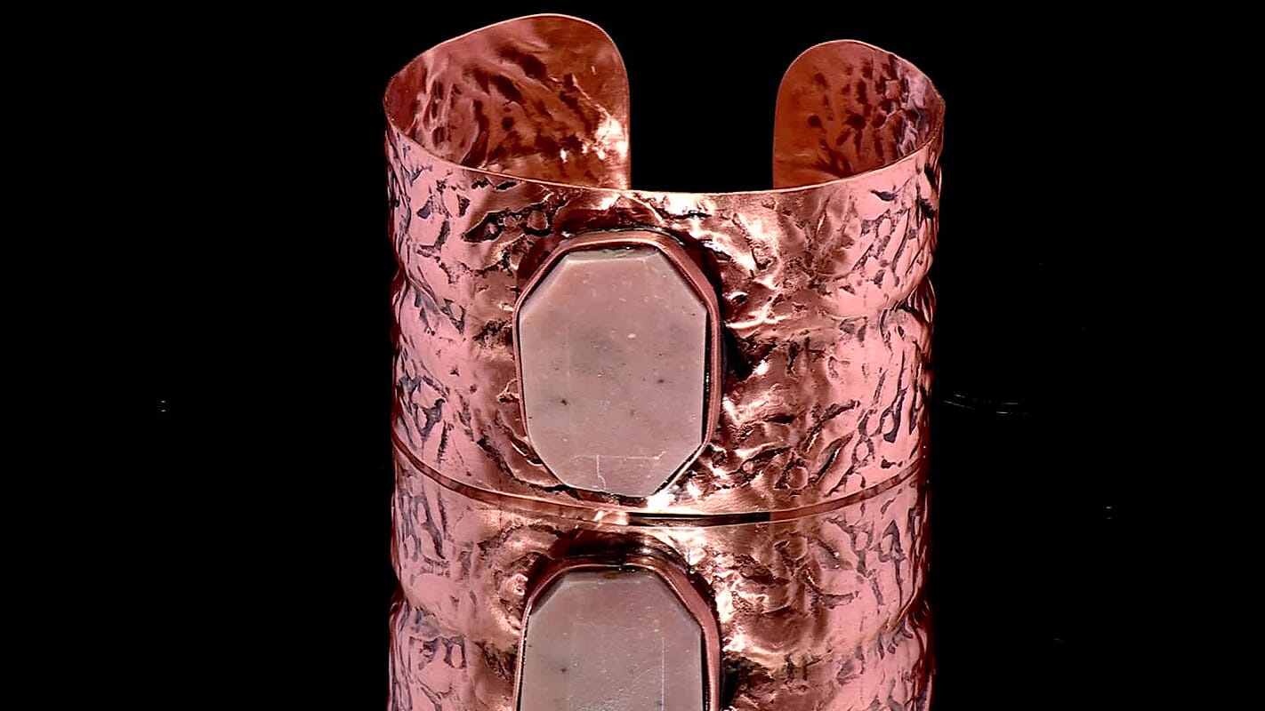 Handmade Gemstone Bracelet in Goldtone