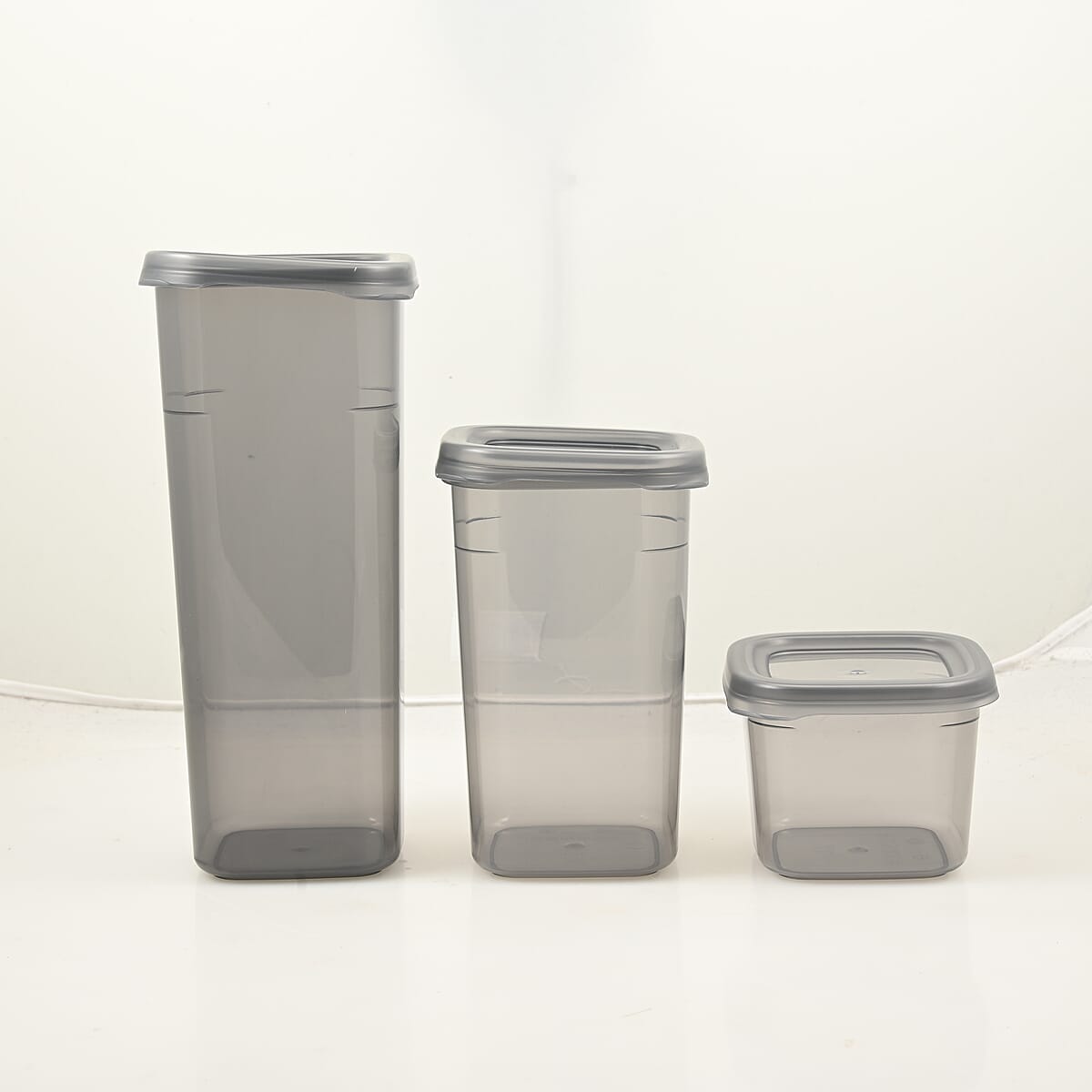 Gray Set of 12 Plastic Boxes image number 2