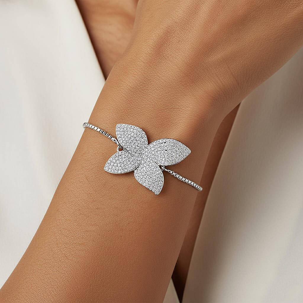 Simulated Diamond Flower Bracelet in Silvertone (Adjustable) 1.15 ctw
