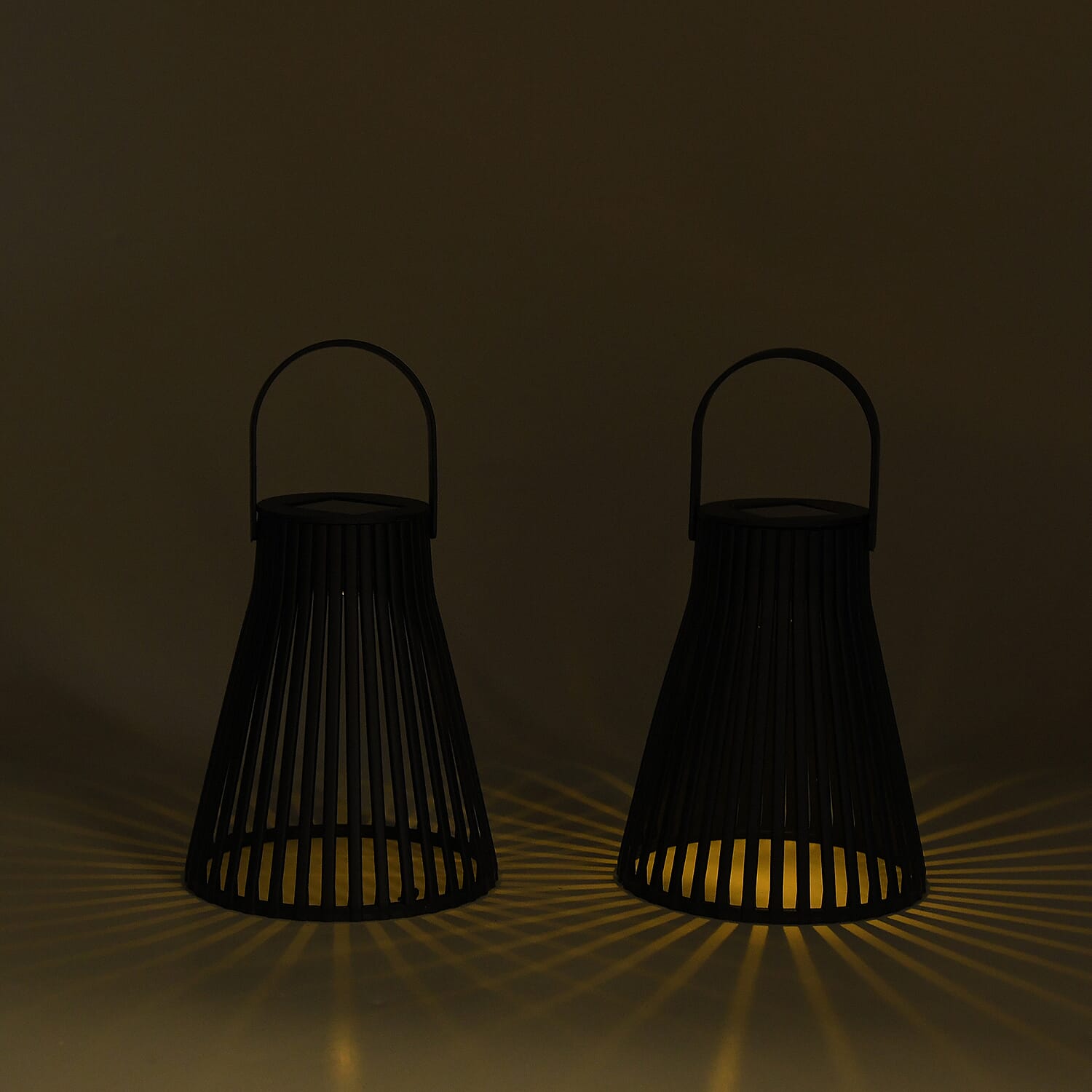Livmore Black Set of 2pcs Solar LED Light