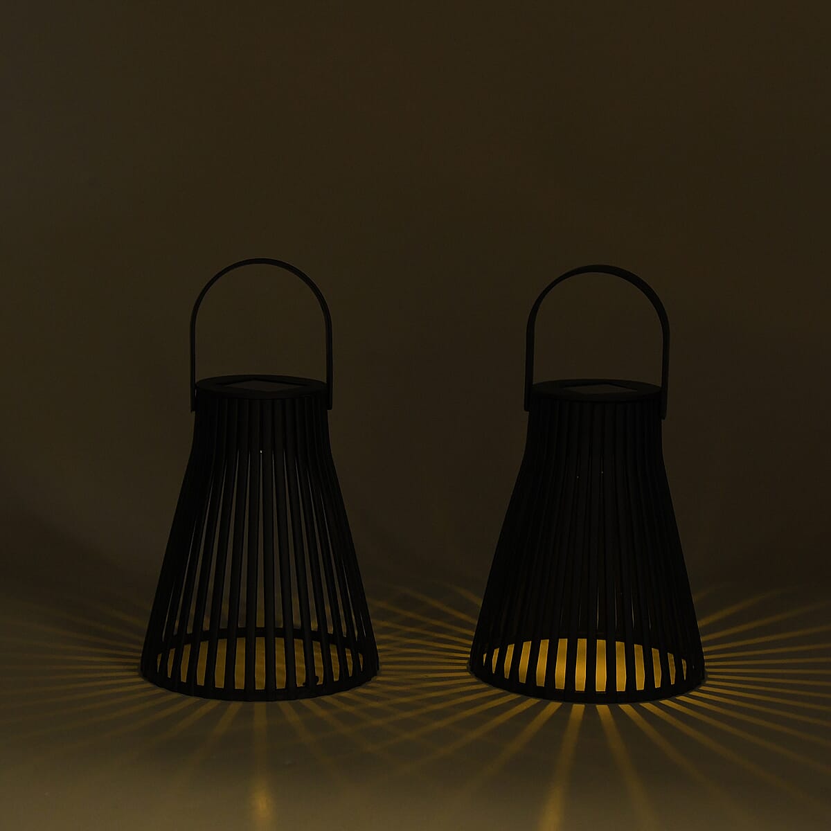 Livmore Black Set of 2pcs Solar LED Light image number 1