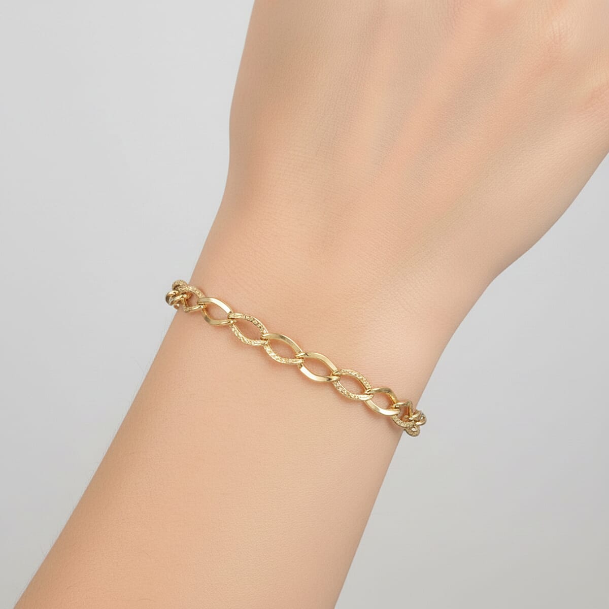 Italian Alternata Kite Grumetta Chain Bracelet in 10K Yellow Gold (7.50 In) 1.75 Grams image number 2