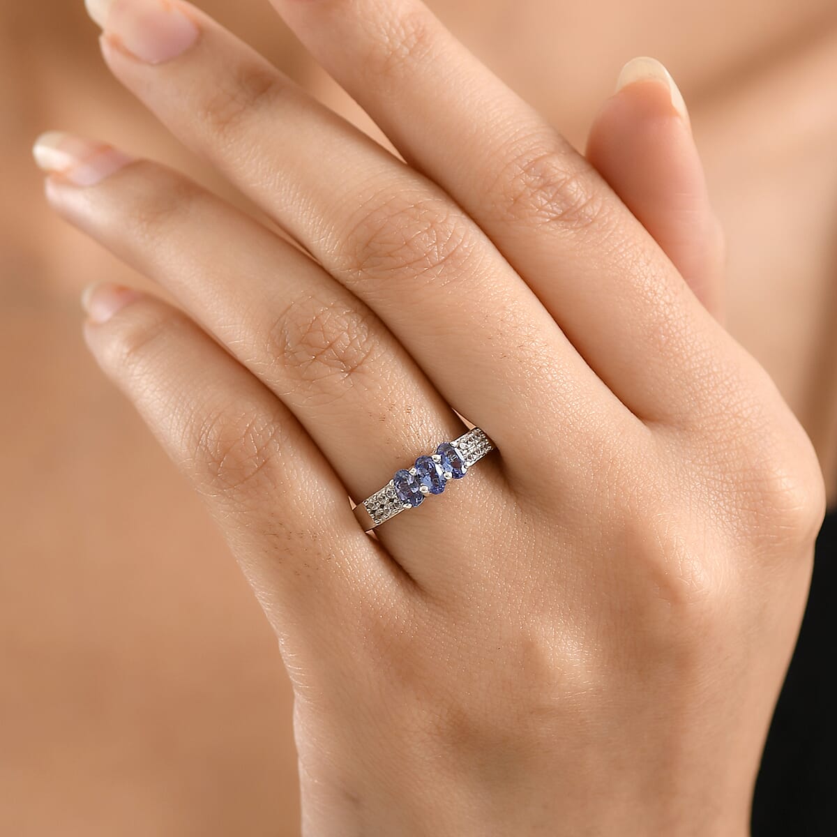 D'Joy Premium Tanzanite and White Zircon 0.90 ctw Ring in Platinum Over Sterling Silver (Size 10.0) image number 2