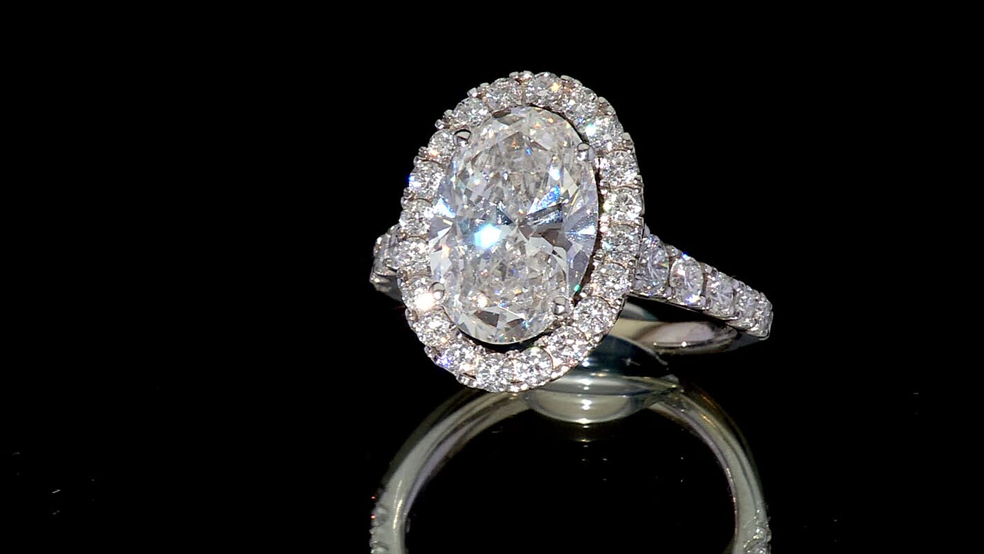 14K White Gold Luxuriant Lab Grown Diamond (E-F, VS) Ring (Size 10.0) (4.85 g) 4.75 ctw