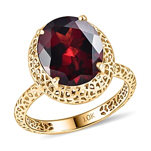 Mirage Collection 10K Yellow Gold Premium Mozambique Garnet Ring (Size 10.0) 5.30 ctw