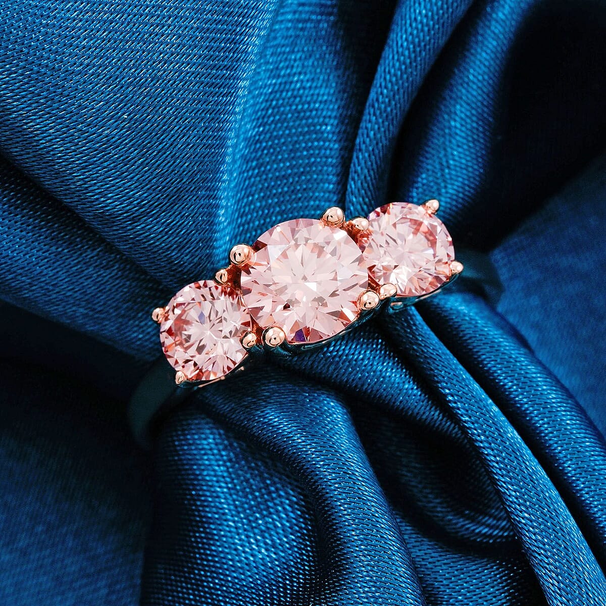 Doorbuster Luxuriant Lab Grown Pink Diamond (IR) VS1 2.00 ctw Trinity Ring in 14K Rose Gold (Size 8.0) image number 1
