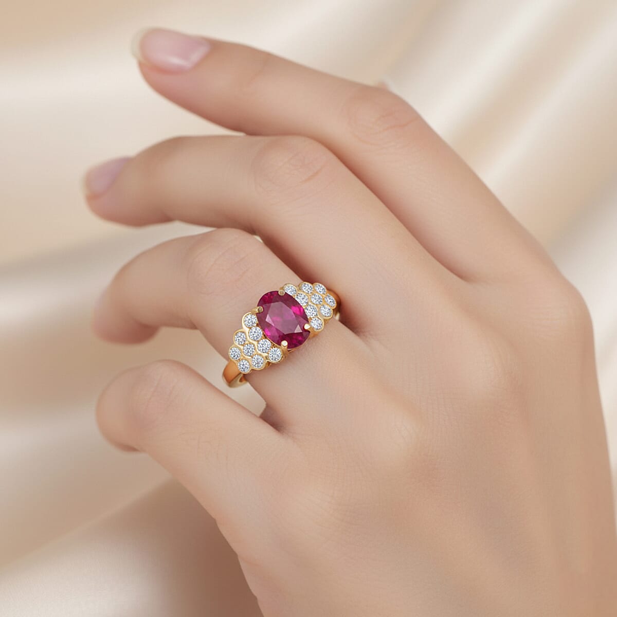 Certified & Appraised Premium Montepuez Ruby and Luxuriant Lab Grown Diamond G-H SI 1.76 ctw Ring in 10K Yellow Gold (Size 8.0) image number 2