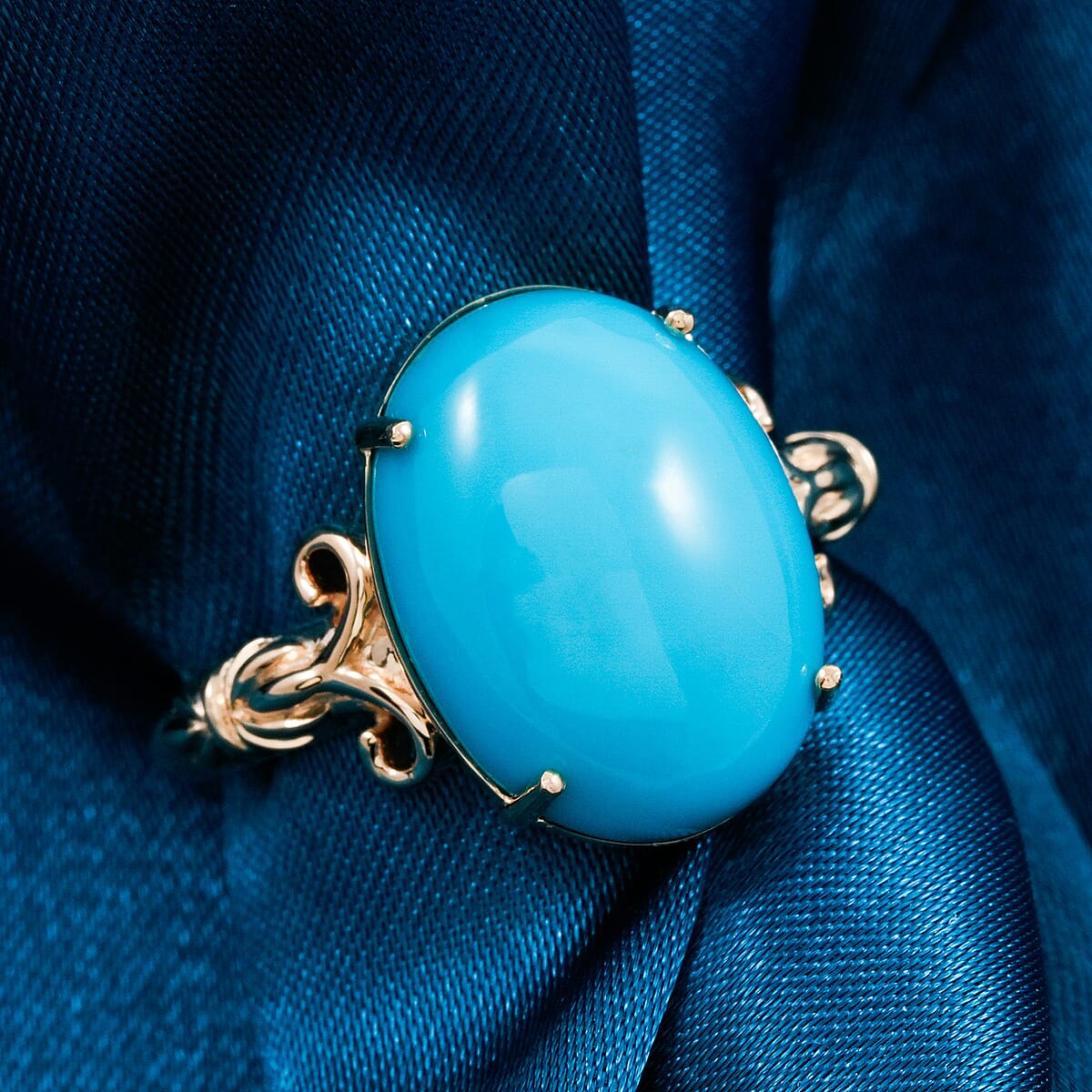 Certified & Appraised AAA Sleeping Beauty Turquoise 6.86 ctw Solitaire Ring in 10K Yellow Gold (Size 10.0) image number 1