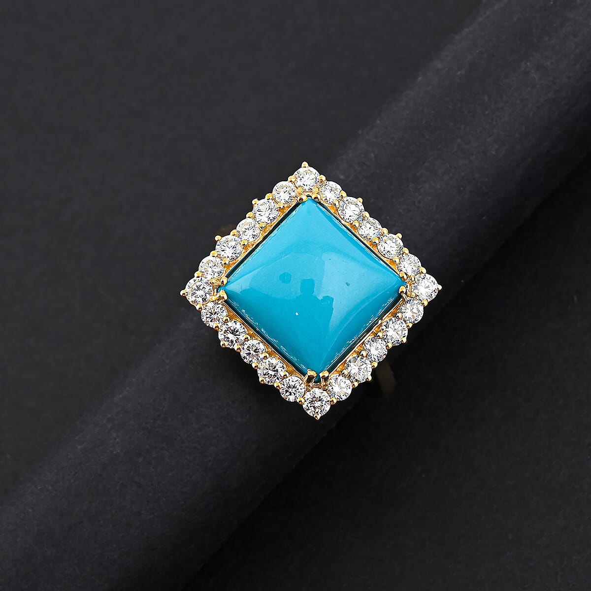 Certified & Appraised AAA Sleeping Beauty Turquoise and Luxuriant Lab Grown Diamond E-F VS 7.50 ctw Ring in 10K Yellow Gold (Size 10.0) 4.49 Grams image number 1