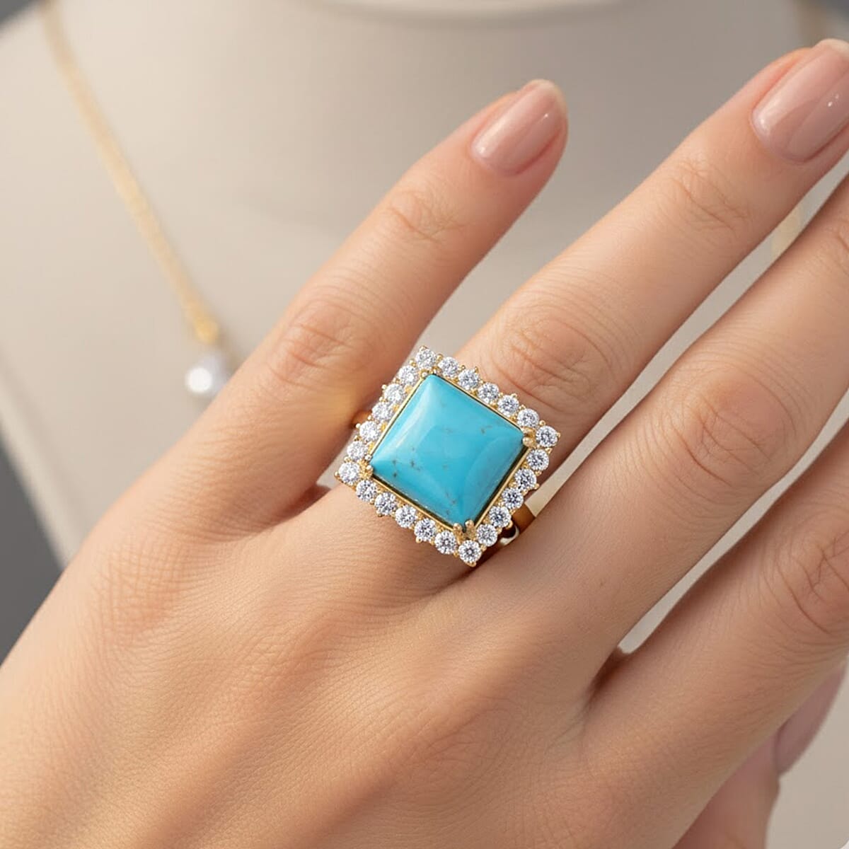 Certified & Appraised AAA Sleeping Beauty Turquoise and Luxuriant Lab Grown Diamond E-F VS 7.50 ctw Ring in 10K Yellow Gold (Size 7.0) 4.49 Grams image number 2