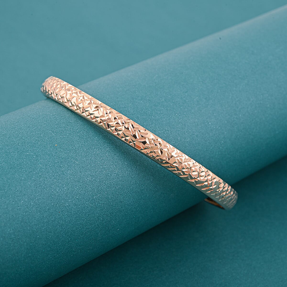  14K Rose Gold Over Sterling Silver Diamond Cut Bangle Bracelet (7.50 In) 4.50 Grams image number 1