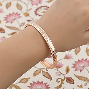  14K Rose Gold Over Sterling Silver Diamond Cut Bangle Bracelet (7.50 In) 4.50 Grams