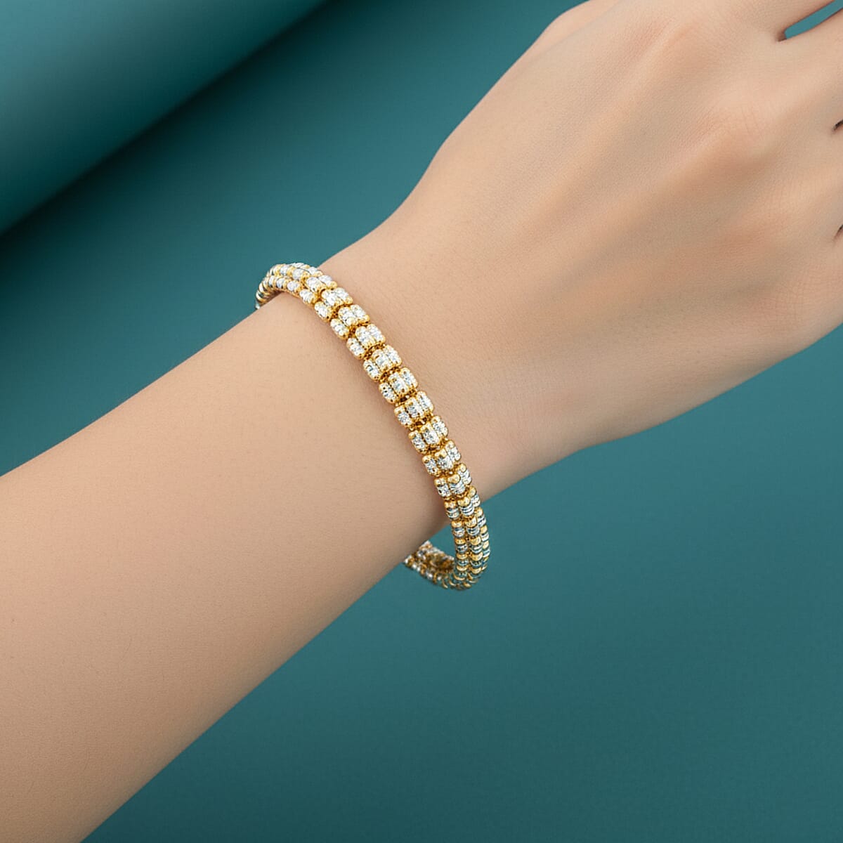 Doorbuster Italian 14K YG and Rhodium Over Sterling Silver Diamond Cut ICE Round Chain 3 Row Bracelet (7.00 In) 7.7 Grams image number 1