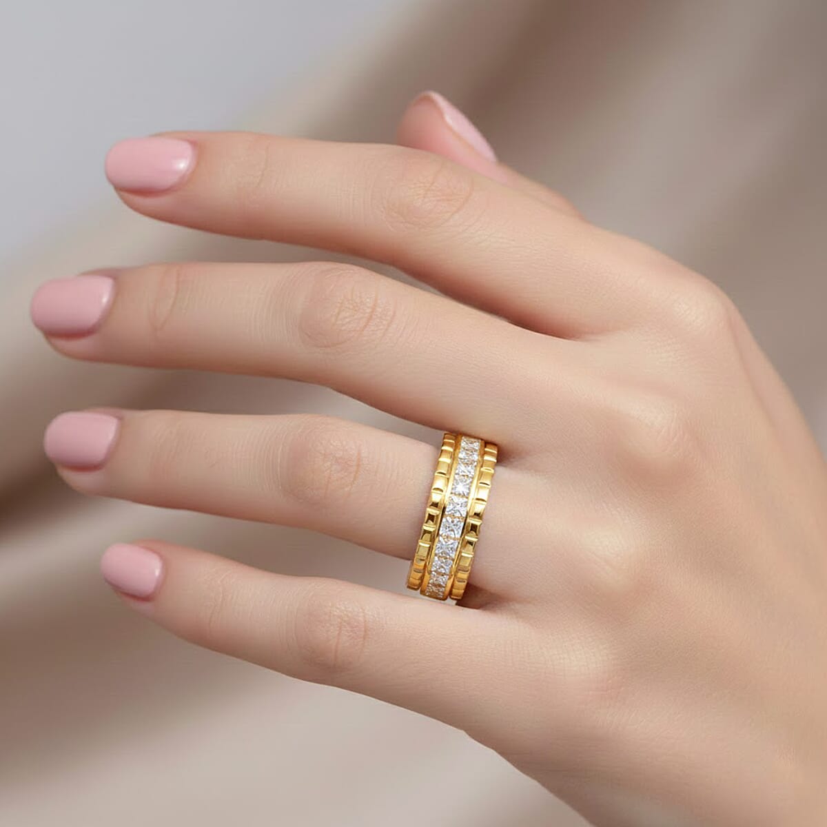 Simulated Diamond 2.00 ctw Ring in 18K Yellow Gold Over Sterling Silver (Size 9.0) image number 2