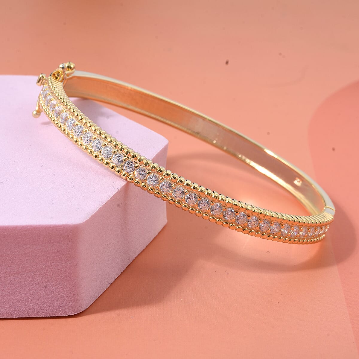 Simulated Diamond 5.90 ctw Bangle Bracelet in 18K Yellow Gold Over Sterling Silver (7.25 In) image number 1