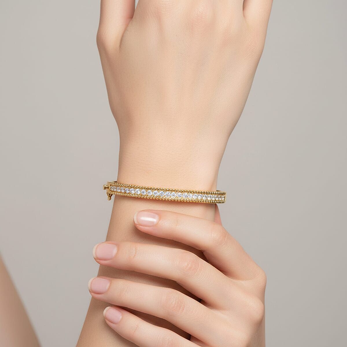 Simulated Diamond 5.90 ctw Bangle Bracelet in 18K Yellow Gold Over Sterling Silver (7.25 In) image number 2