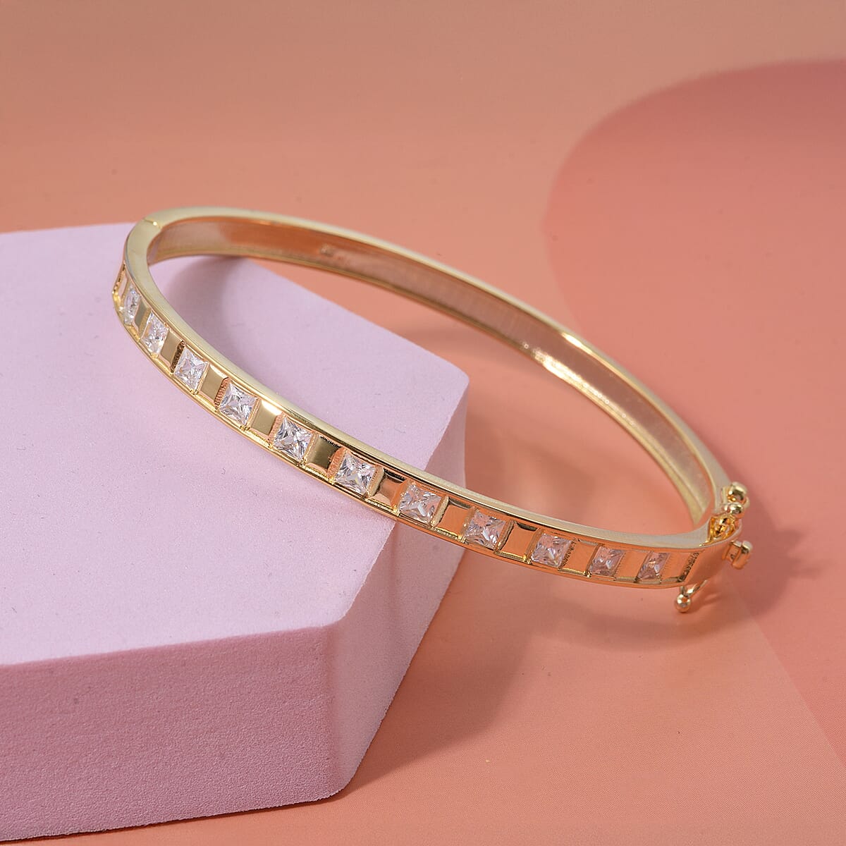 Simulated Diamond 2.75 ctw Bangle Bracelet in 18K Yellow Gold Over Sterling Silver (7.25 In) image number 1