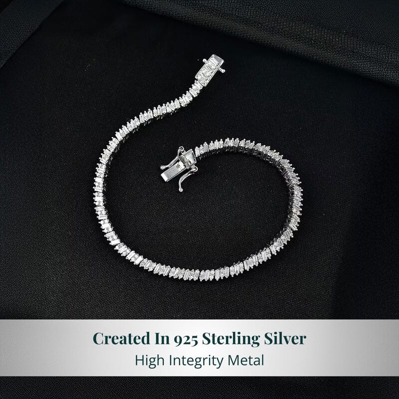 Luxuriant Lab Grown Diamond G-H SI 3.50 ctw Matrix Line Bracelet in Rhodium Over Sterling Silver (7.25 In)
