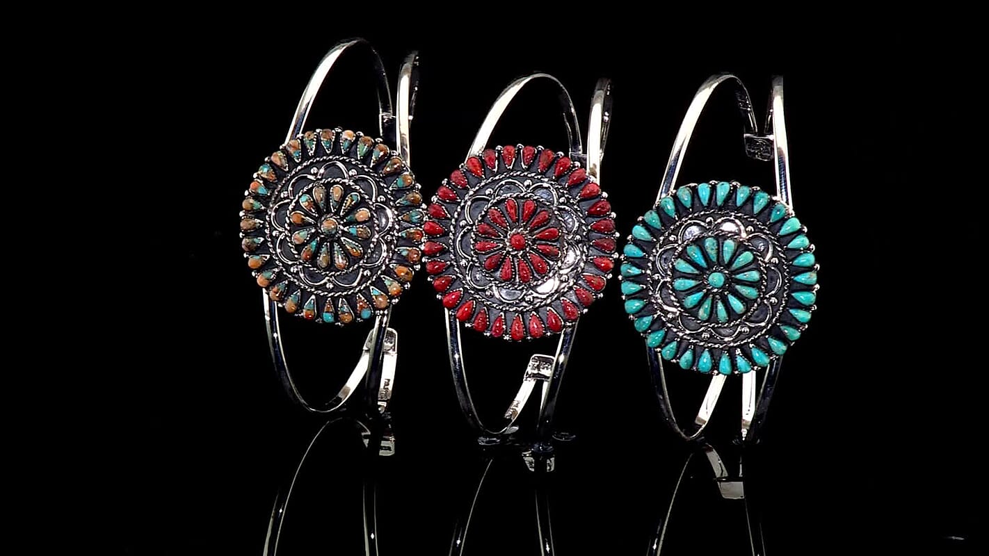 Santa Fe Style Kingman Turquoise Bracelet in Sterling Silver (Adjustable) 4.20 ctw