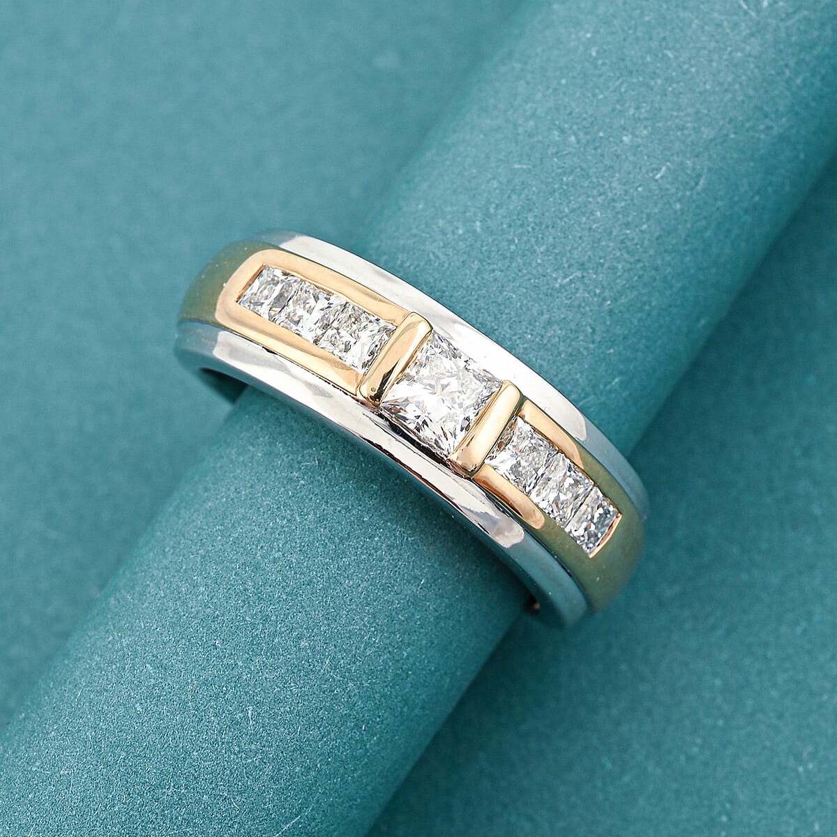 Luxuriant Lab Grown Diamond VS 1.25 ctw Men's Ring in 10K White and Yellow Gold (Size 10.0) 7 Grams image number 1