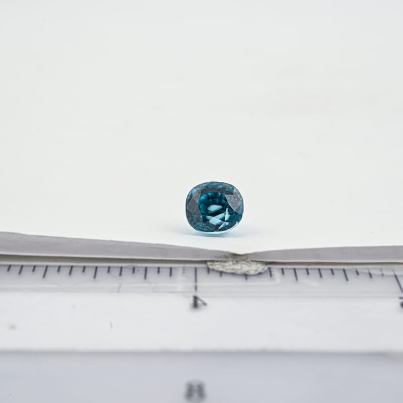 AAAA Cambodian Blue Zircon (Ovl Free Size) 4.00 ctw